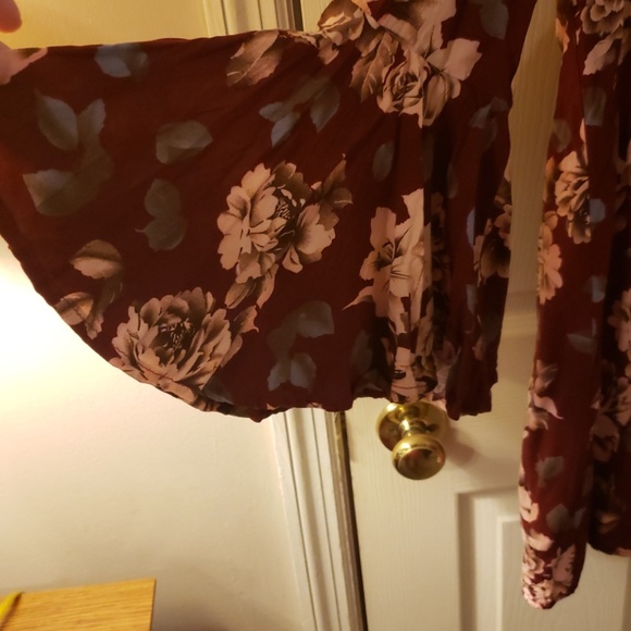 Dress - Picture 2 of 3